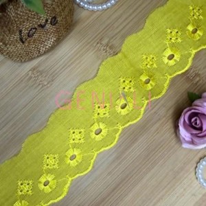 BORDADO LISO 106 CANARIO 5CM 13.7M