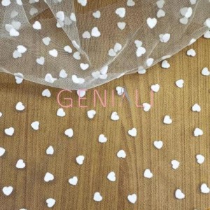 TULE VEU CORACAO 1M X 1,50M